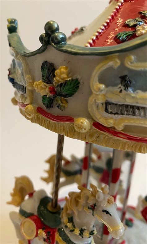 Christmas Carousel Music Box - Celluloid plastic - Catawiki