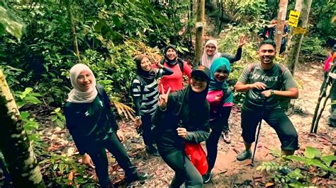 Hiking ke Bukit Sapu Tangan & Tasik Cermin - YouTube