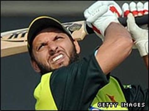 BBC SPORT | Cricket | Afridi equals world sixes record