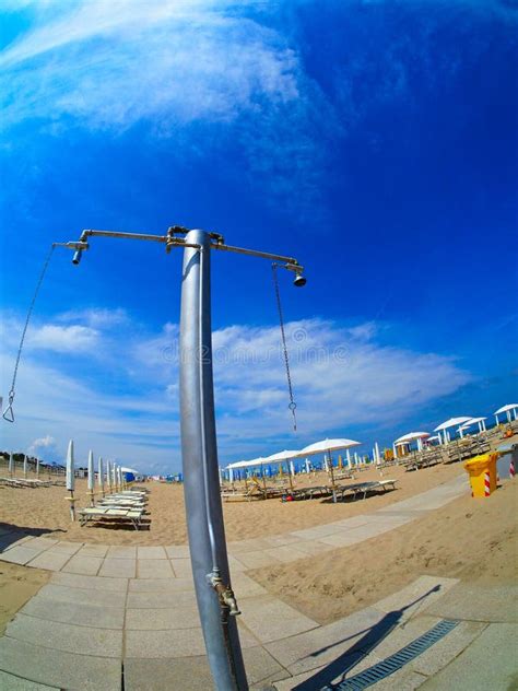 Emilia Romagna Beach Resort Stock Image - Image of mediterranean, parasol: 95294869