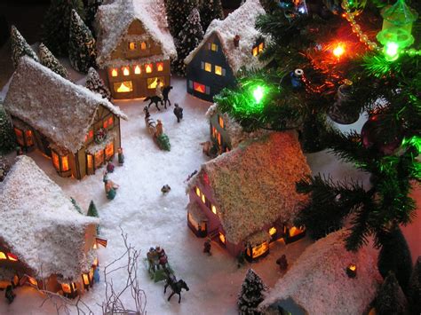 Christmas Village Wallpaper - WallpaperSafari