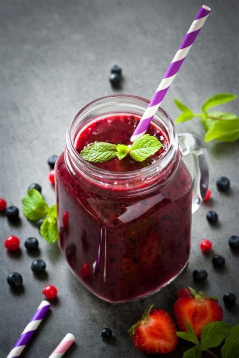 15 Best Smoothie Recipes with Yogurt - Insanely Good