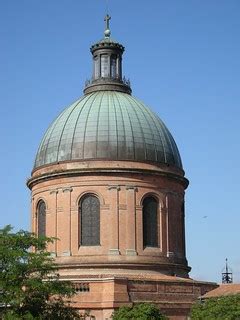 Le dôme de la Chapelle Saint-Joseph de la Grave | L'hôpital … | Flickr
