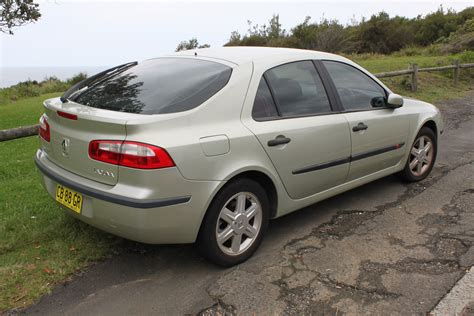 Renault Laguna II Restyling 2005 - 2007 Liftback :: OUTSTANDING CARS