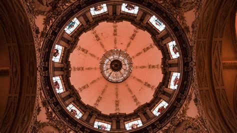 Esta es la CATEDRAL de GUADALAJARA JALISCO. (HAY SACERDOTES Y OBISPOS ENTERRADOS DEBAJO). - YouTube