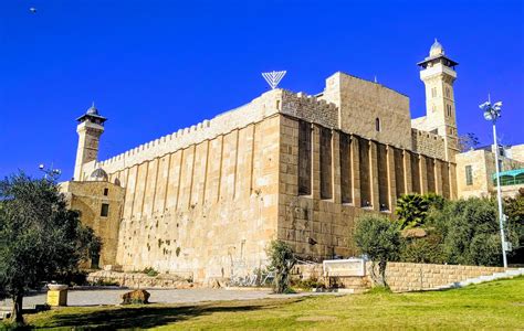 Holy Sites in the West Bank | Bein Harim Tours