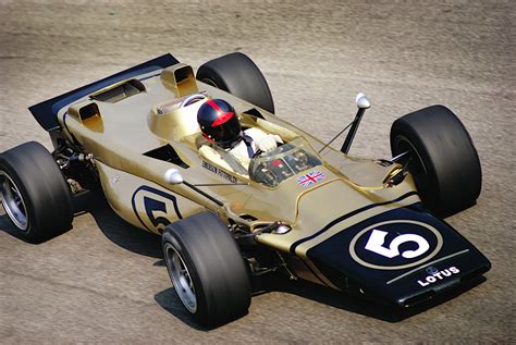 Emerson Fittipaldi on the Lotus 72 and Evija - Magneto