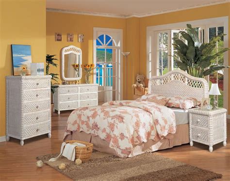 Santa Cruze wicker bedroom set in white wash finish | White wicker ...