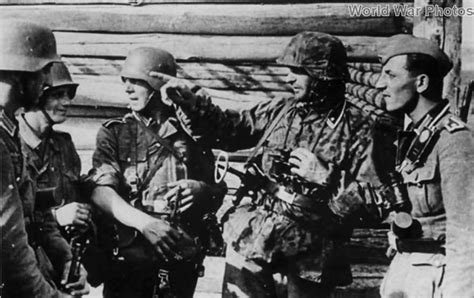 Soldiers of the 5th SS Panzer Division Wiking | World War Photos