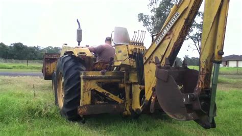 Massey Ferguson MF50B Backhoe Demo 2 - YouTube