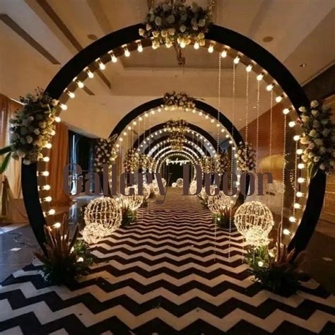 Captivating Wedding Arch Flowers to Wow Your Guests | Lights wedding ...