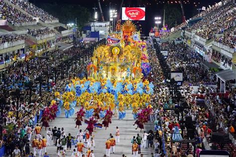 Rio de Janeiro: Carnival 2024 Samba School Parade Tickets | GetYourGuide