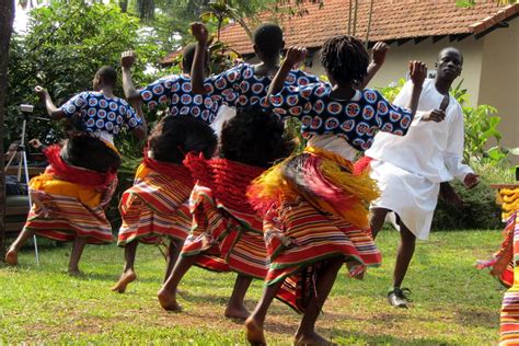 the ugandan wave | African royalty, African tribes, African countries