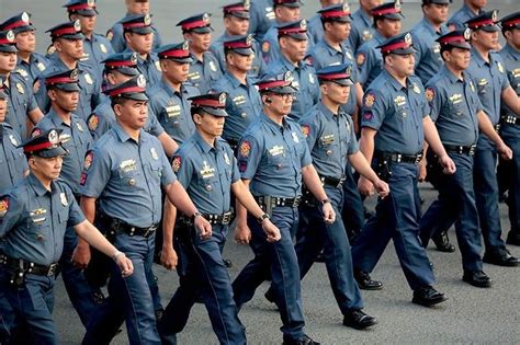 2 PNP officials die of COVID-19 | Philstar.com