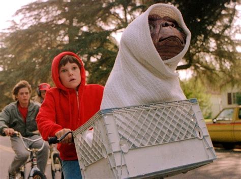 'E.T.' Returns in New 35th Anniversary Limited Edition ... plus an 'E.T.' giveaway!!! - Front ...