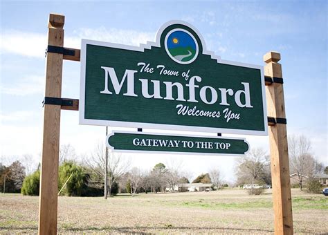 Welcome sign now in place for town of Munford | State | annistonstar.com