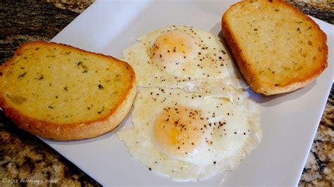 Perfect Eggs, with runny yolk - Recipe | Recipes, Perfect eggs, Runny yolk