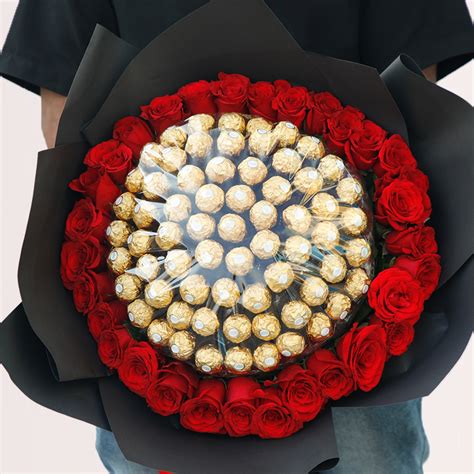 Ferrero Rocher Bouquet Online | Flower Bouquet Delivery