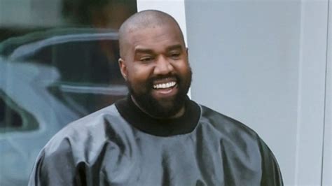 Kanye West Teeth Not Removed For New Grill (Exclusive) - EODBA