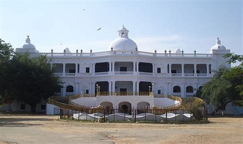 Wanaparhy Palace, Mahabubnagar