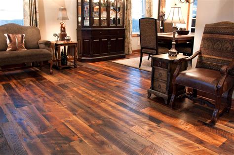 22 Amazing Laminate Hardwood Flooring Ideas and Designs - InteriorSherpa