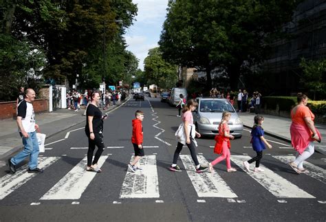 On Abbey Road, the Beatles Made a Crosswalk Famous - Bloomberg