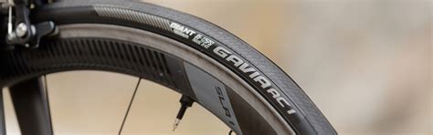 Guide to Tubeless Bike Tires [Cycling Advice] (2021)