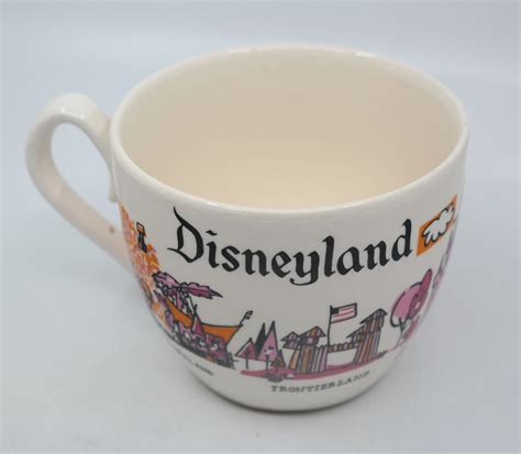 Disneyland Large Souvenir Mug - ID: aprdisneyland20278 | Van Eaton ...