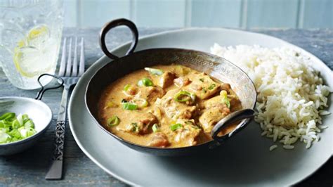 Easy chicken curry recipe - BBC Food