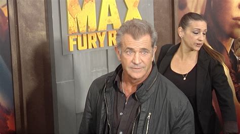 Mel Gibson "MAD MAX Fury Road" Los Angeles Premiere - YouTube