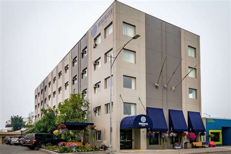 Bridgewater Hotel Fairbanks, AK - See Discounts