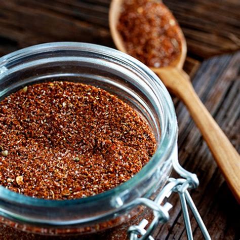 Homemade Taco and Chili Seasoning Recipe with chili powder, garlic powder, onion powder, crushed ...