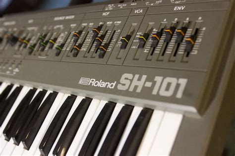 MATRIXSYNTH: Roland SH 101 Vintage Synthesizer