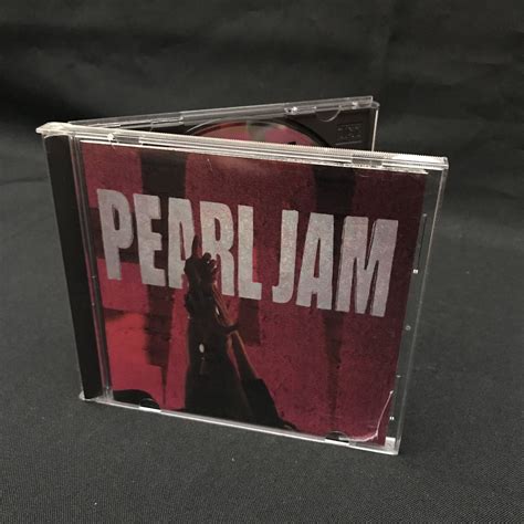 Pearl Jam Ten CD MINT 1991 First Pressing Grunge Rock - Eclectic Sounds