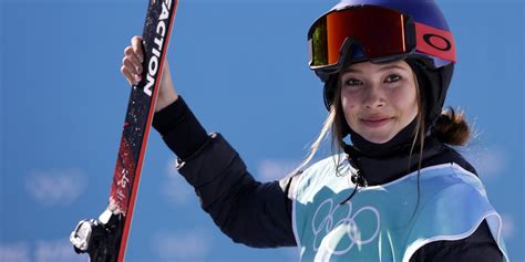 Eileen Gu Wins Gold in First-Ever Olympic Big Air Ski With Daring Final Trick – Saubio Relationships