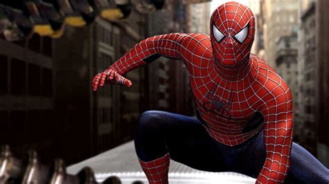 Sony Responds To Sam Raimi Making Spider-Man 4 | GIANT FREAKIN ROBOT