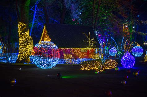 Christmas Light Displays in Orlando - Orlando Family Fun Magazine