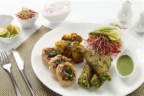 Veg Kebab Platter - Travelanders.com