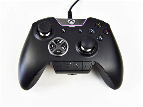 Razer Wolverine Ultimate review: A welcomed wired alternative to the Xbox Elite controller ...