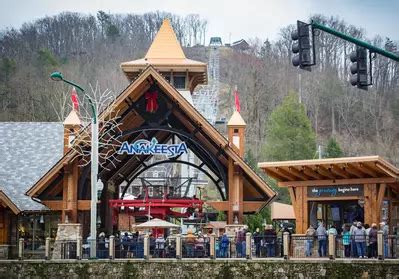 5 of the Best Coffee Shops in Gatlinburg TN