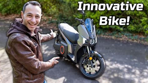 Seat Mo 125 review (2024): Style Over Substance? | TotallyEV - YouTube