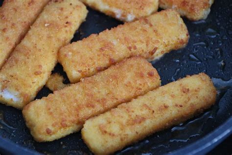 3 Simple Ways to Improve Frozen Fish Sticks - foodisinthehouse.com