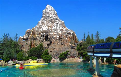 6 Attractions You Can ONLY Experience at Disneyland - TouringPlans.com