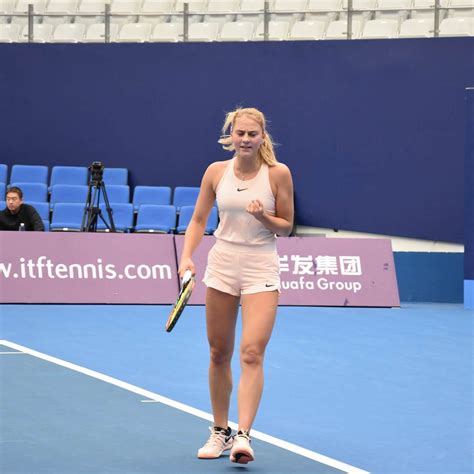 WTA Rising Stars...MARTA KOSTYUK (UKR)!