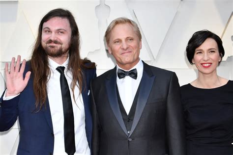 Viggo Mortensen | Celebrities With Family Members at the 2019 Oscars | POPSUGAR Celebrity Photo 26