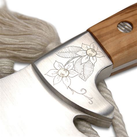 Sabrage Sword // Olive Wood - Coltellerie Saladini - Touch of Modern