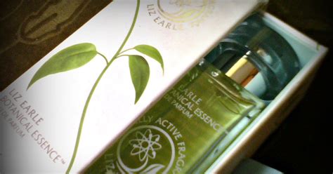 Spring of Autumn: Liz Earle Botanical Essence- Fragrance Review