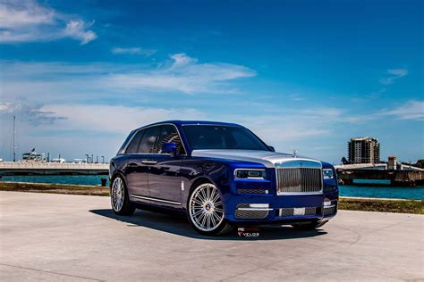 Rolls-Royce Cullinan Blue Velos CRS15 1-Piece Wheel | Wheel Front