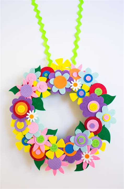 Easy and Colorful Spring Flower Wreath! | Design Improvised