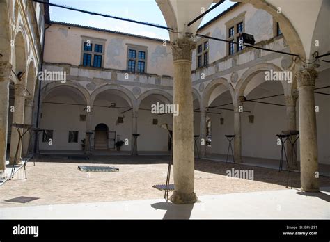 Camerino hi-res stock photography and images - Alamy